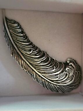 Sarah Coventry Silver-Tone Feather Brooch